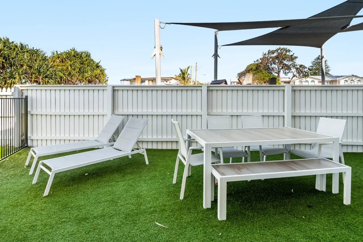Apartment 4B – Sandbar
