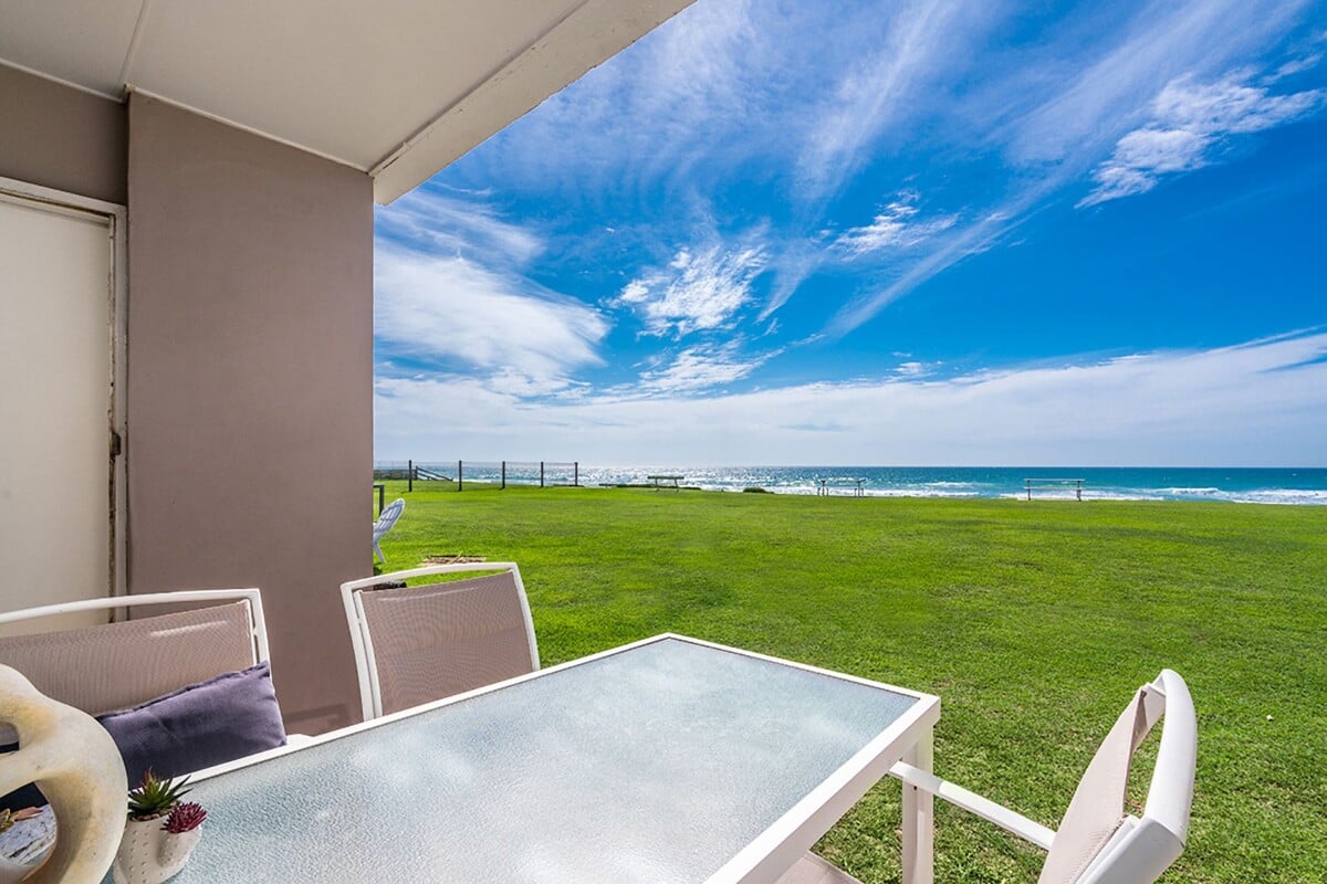 Apartment 1B – Absolute Beachfront